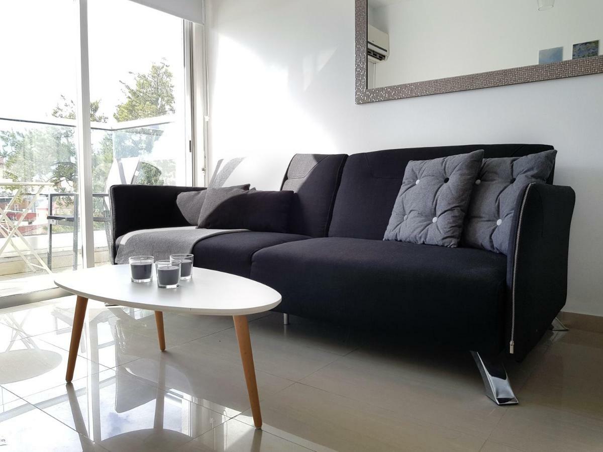 City Pearl - Modern 2 Bed Sea View Apt In City Centre Limassol Luaran gambar
